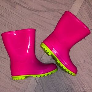 Toddler rain boots!